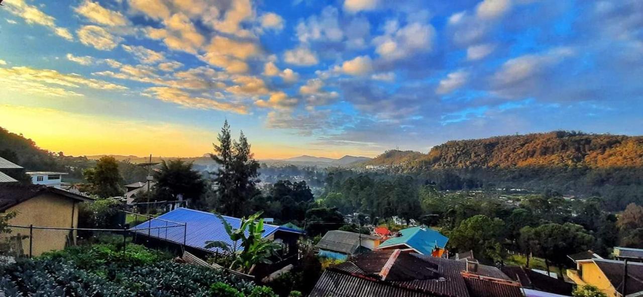 Ferienwohnung Woods Hut Nuwara Eliya Exterior foto